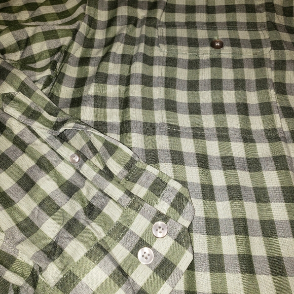 Van Huesen - Picture 4 of 4